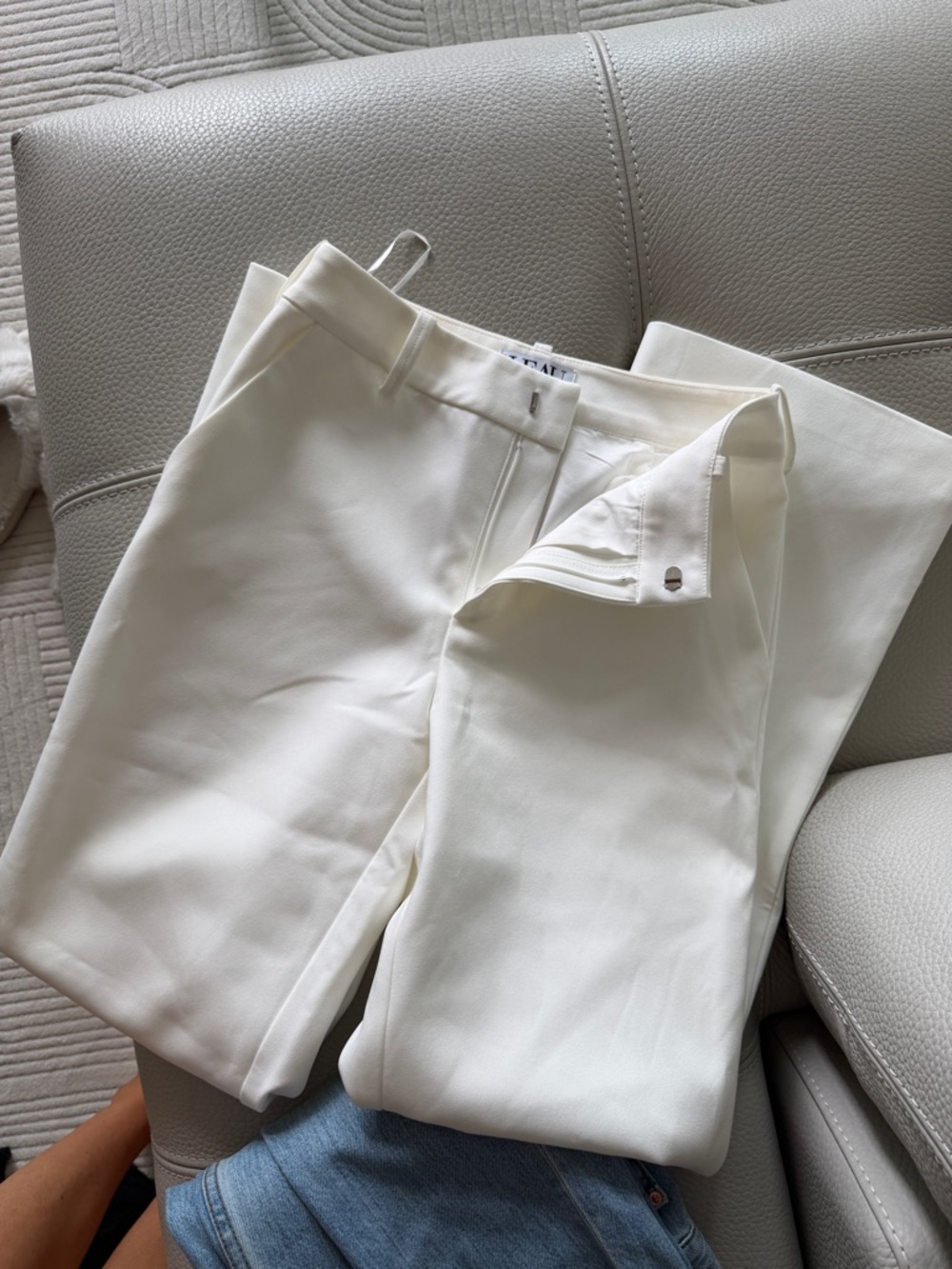 LEAU Tailored White pants - Slim Fit